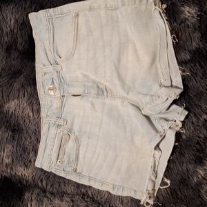 American eagle shortie